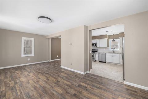 680 Main Ave, Warwick, RI 02886 photo 11