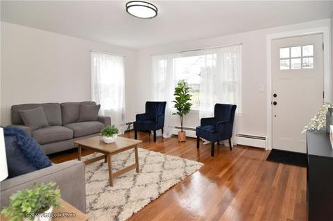 32 Becker St, Warwick, RI 02886 photo 6