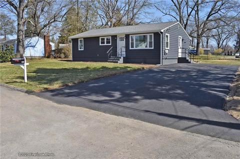 32 Becker St, Warwick, RI 02886 photo 2