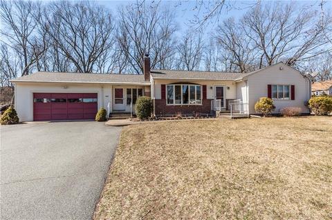 260 Beacon Ave, Woonsocket, RI 02895 photo 2