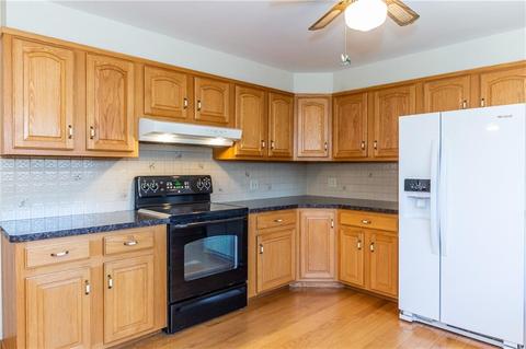 260 Beacon Ave, Woonsocket, RI 02895 photo 14