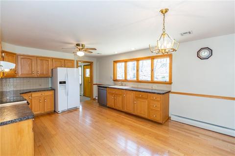260 Beacon Ave, Woonsocket, RI 02895 photo 17