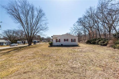 260 Beacon Ave, Woonsocket, RI 02895 photo 48