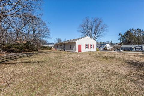 260 Beacon Ave, Woonsocket, RI 02895 photo 49