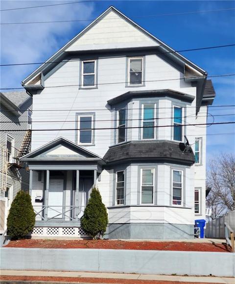 94 Laurel Hill St, Providence, RI 02909