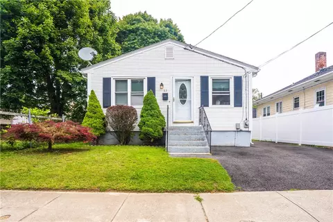 63 Brush Hill Rd, Providence, RI 02909