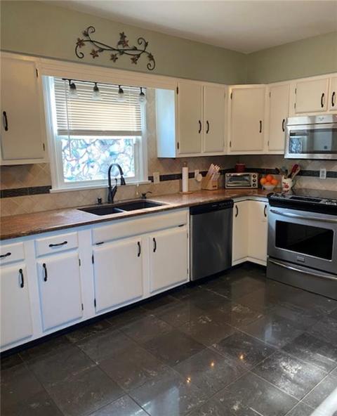 244 Prospect St, Woonsocket, RI 02895 photo 2