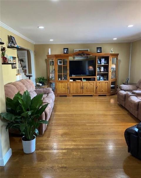 244 Prospect St, Woonsocket, RI 02895 photo 6