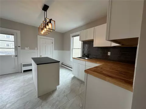 236 Bernice Ave, Woonsocket, RI 02895 photo 2