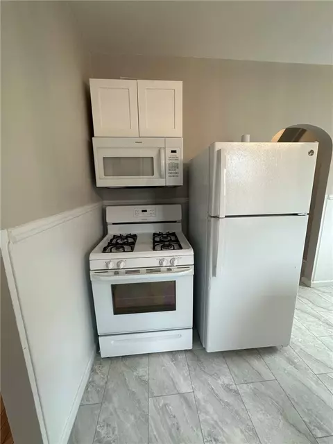 236 Bernice Ave, Woonsocket, RI 02895 photo 5