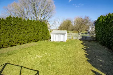 103 Dawn Blvd, Woonsocket, RI 02895 photo 17
