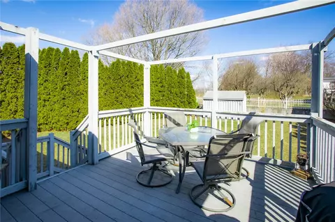 103 Dawn Blvd, Woonsocket, RI 02895 photo 16