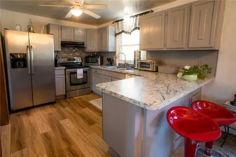 103 Dawn Blvd, Woonsocket, RI 02895 photo 8