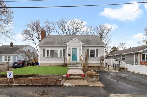 220 Central Ave, North Providence, RI 02904