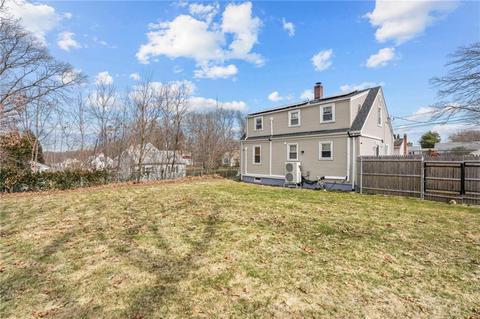 123 Macarthur Blvd, Coventry, RI 02816 photo 3
