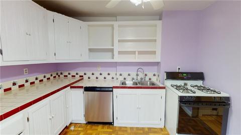 33 Rodman St, Woonsocket, RI 02895 photo 6