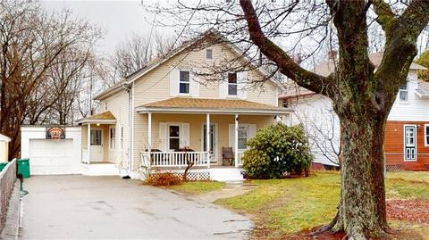 33 Rodman St, Woonsocket, RI 02895 photo 2