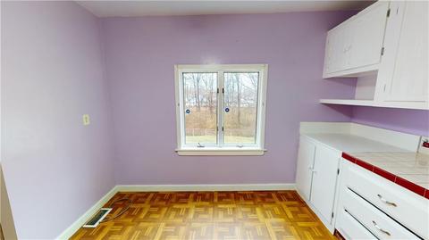 33 Rodman St, Woonsocket, RI 02895 photo 5
