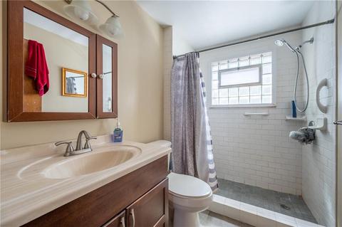 135 Patton Rd, Woonsocket, RI 02895 photo 13