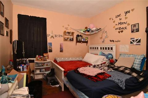 84 Asylum St, Woonsocket, RI 02895 photo 29