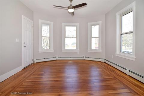 84 Asylum St, Woonsocket, RI 02895 photo 9