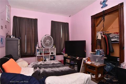 84 Asylum St, Woonsocket, RI 02895 photo 32