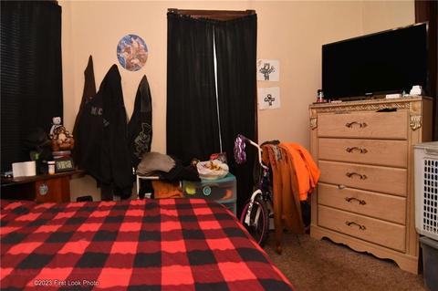 84 Asylum St, Woonsocket, RI 02895 photo 31