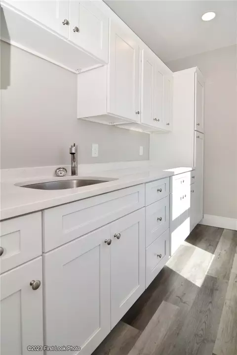 84 Asylum St, Woonsocket, RI 02895 photo 7