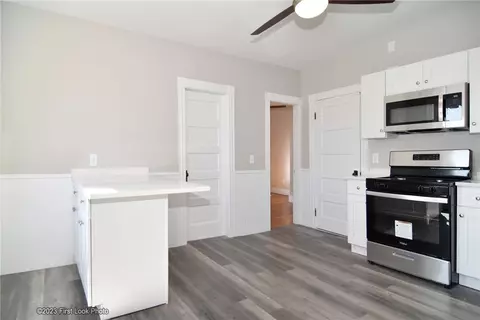 84 Asylum St, Woonsocket, RI 02895 photo 6