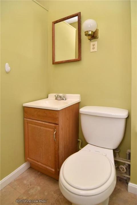 432 Park Ave, Woonsocket, RI 02895 photo 30