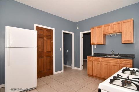 432 Park Ave, Woonsocket, RI 02895 photo 22