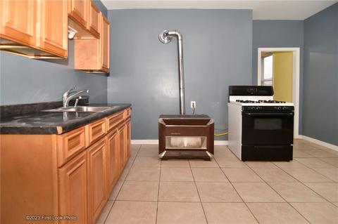 432 Park Ave, Woonsocket, RI 02895 photo 19