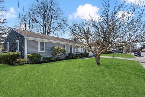 200 Smith St, Warwick, RI 02886 photo 3