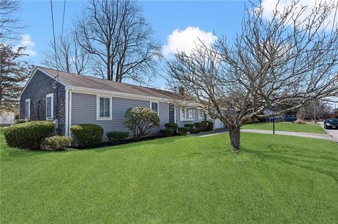 200 Smith St, Warwick, RI 02886 photo 4