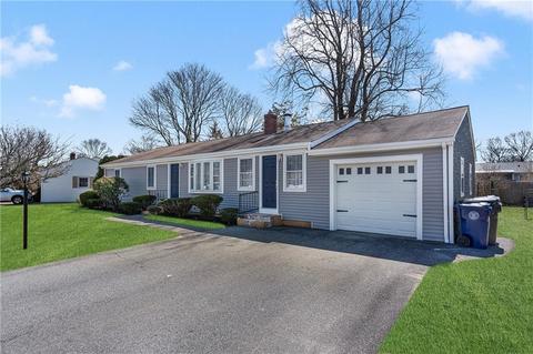 200 Smith St, Warwick, RI 02886 photo 2