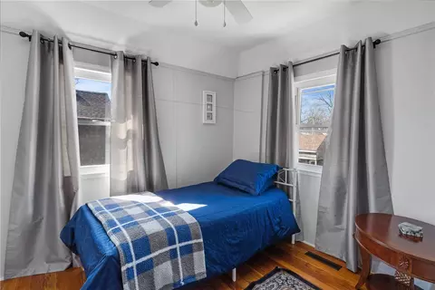 27 Wilcox St, Warwick, RI 02889 photo 17