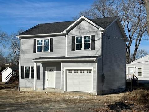 3 Dixie Ave, Warwick, RI 02889