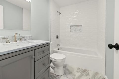 4 Glendale Ave, Warwick, RI 02889 photo 9