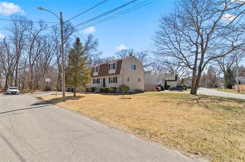 4 Glendale Ave, Warwick, RI 02889 photo 2