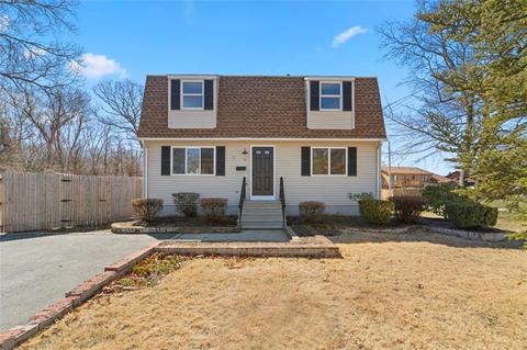 4 Glendale Ave, Warwick, RI 02889 photo 1