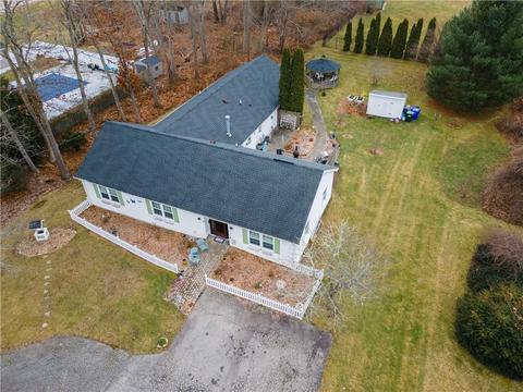 27 Nichols Ln, Westerly, RI 02891 photo 2
