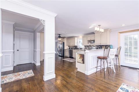 27 Nichols Ln, Westerly, RI 02891 photo 17