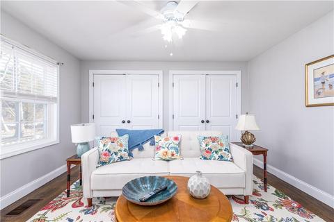 27 Nichols Ln, Westerly, RI 02891 photo 9