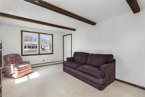 73 Laurier St, Woonsocket, RI 02895 photo 4