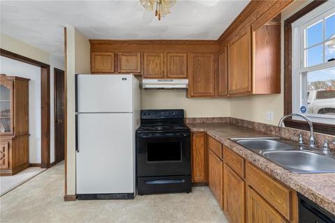73 Laurier St, Woonsocket, RI 02895 photo 10