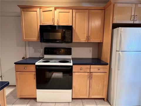 6 Captains Dr, Westerly, RI 02891 photo 11