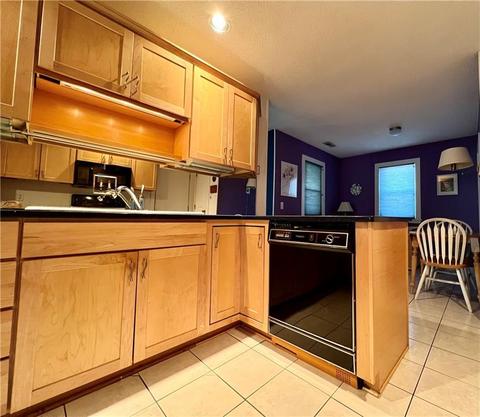 6 Captains Dr, Westerly, RI 02891 photo 8