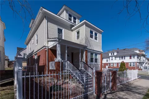 61 Warrington St, Providence, RI 02907