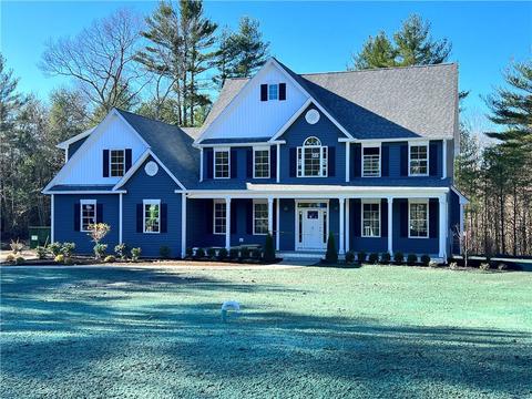 9 Big River Rd, Coventry, RI 02816