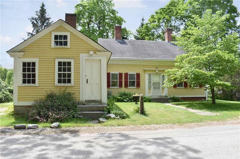 11 Oil Mill Ln, Glocester, RI 02814